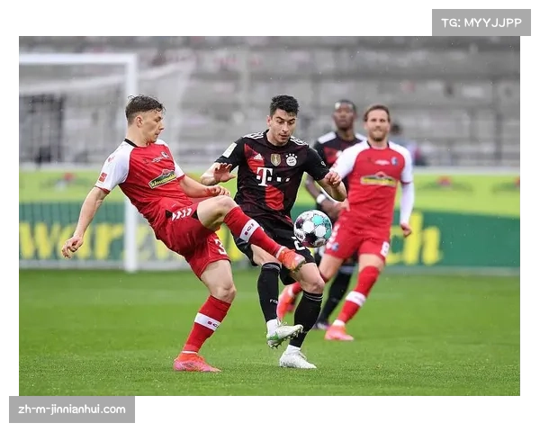 弗赖堡对阵拜仁慕尼黑采取务实防守策略